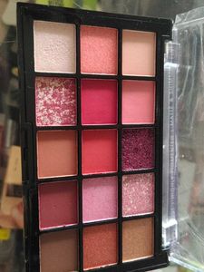 HILARY RHODA Trendsetter Eyeshadow Palette