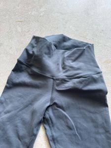 Alo Yoga Leggings