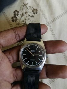 Vintage HMT avinash Watch - Classic Black Dial