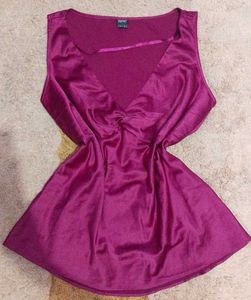 satin burgundy v neck top.