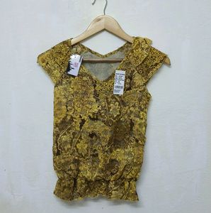 Trendy New Shinny Gold Top For Women