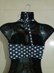 4-Piece  Sport Bra Bundle Size Small