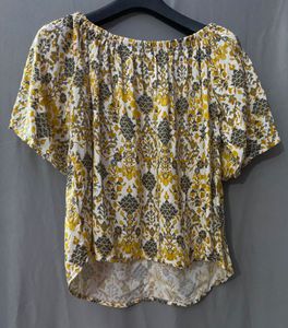 Akkriti by Pantaloons Floral Off-Shoulder Top