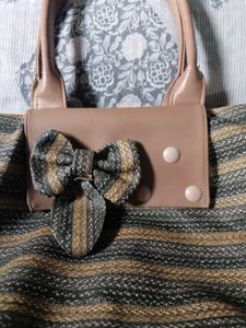 Stylish Striped Tote Bag with Bow Accent❤️