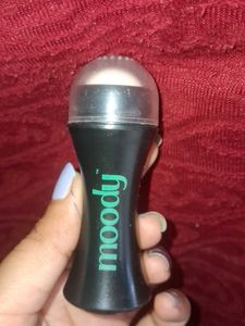 Moody Insta-MATTE Oil-Absorbing Roller