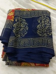 Chiffon Saree With Blouse