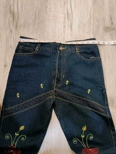 sc9980 Sabrin jeans waist 28 inches