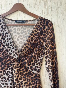 Leopard Print Twist Front Bodysuit