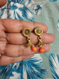 Petite Small Jhumki, Like New