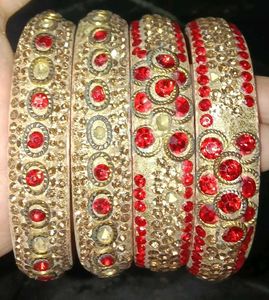 Exquisite Red Stone Bangles Set