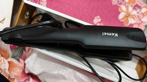 Kemei Professional Hair Straightener