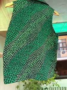 Vintage Green Floral Sleeveless Shirt