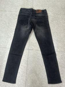 Stylish Black Skinny Jeans