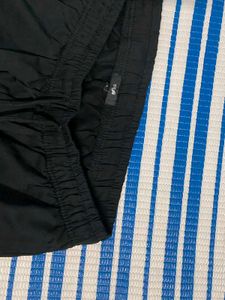 Comfortable Black Wide-Leg lower