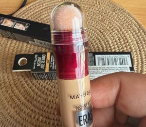 Maybelline Eraser Concealer Duo