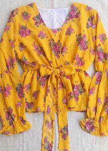 Yellow Floral Peplum top🌸
