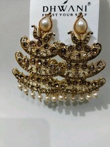 Elegant Gold Tone Pearl Drop Earrings