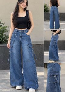 Wide Leg Cargo Jeans