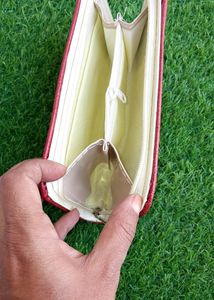 2 Purse At Just 200