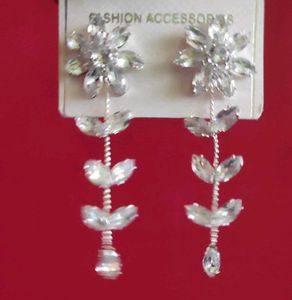 Sparkling Flower Drop Earrings