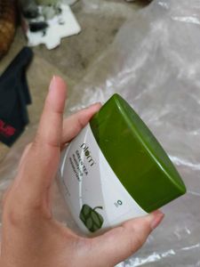 Plum Green Tea Mattifying Moisturizer
