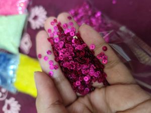 Only 1 Packet Sequins