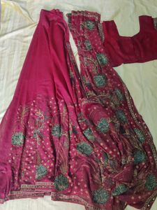Embroidered georgette shiffon Saree n blouse 🇱🇻