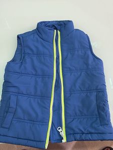 Half sleeve jacket