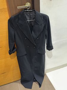Chic Black Double-Breasted Blazer Dress