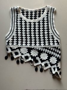 Chic Black & White Crochet Crop Top