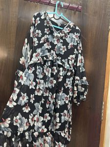 Chic Floral Print Mini Dress