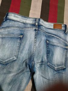 Light Wash Denim skinny Jeans