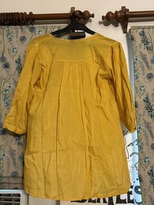 Yellow Top