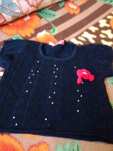 Cute Black Knit Top