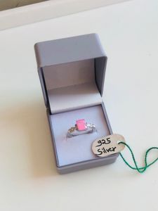 92.5 Sterling Silver Ring (wt:-3.560g)