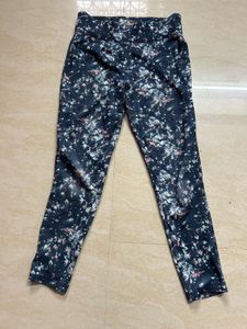 Stylish Printed Leggings