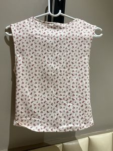 HM Floral Ruched Top