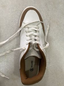 Men's White &amp; Brown Casual Sneakers