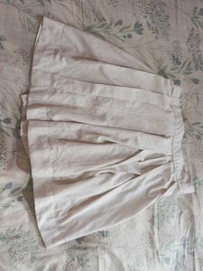 Off-White Pleated Skirt