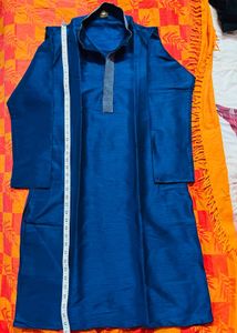 Manyavar Men's Royal Blue Kurta
