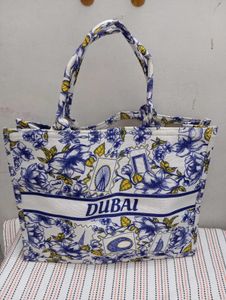Stylish Dubai Print Tote Bag