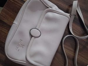 Chic Cream Crossbody Bag