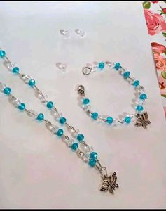 Combo necklace and bracelet💙🦋🦋