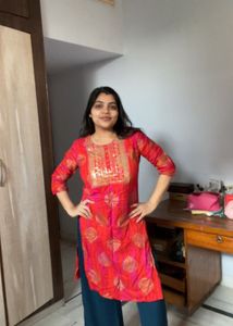 Pink &amp; Gold Printed Kurta