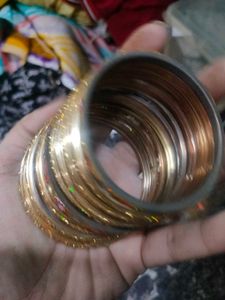 Gold Tone Bangle Set