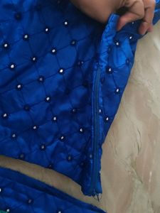 Good Condition stitched Lehnga For Slim Girls