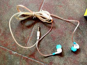 Earphone One Side Working
