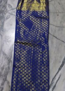 Pattu Benerasi Saree With Blouse