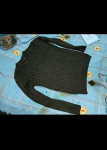 Navy Blue Cable Knit r and green sweaters 2