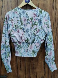 Floral Print Smocked Crop Top